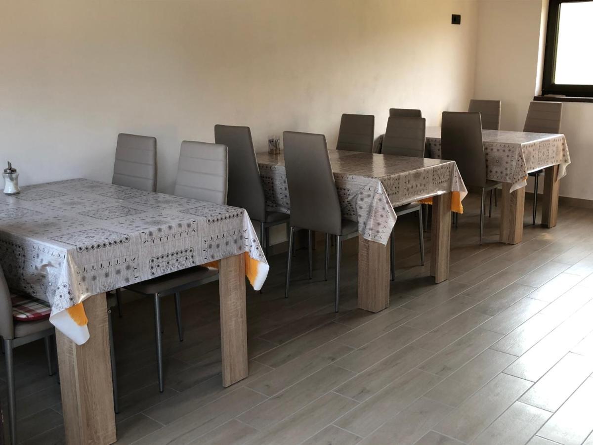 Casa Spas Banska Bystrica Ngoại thất bức ảnh